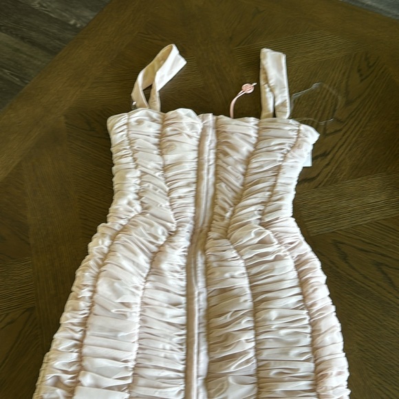 House of CB CATE CRYSTAL RUCHED MESH MINI DRESS. size Medium, $195 - Picture 13 of 16